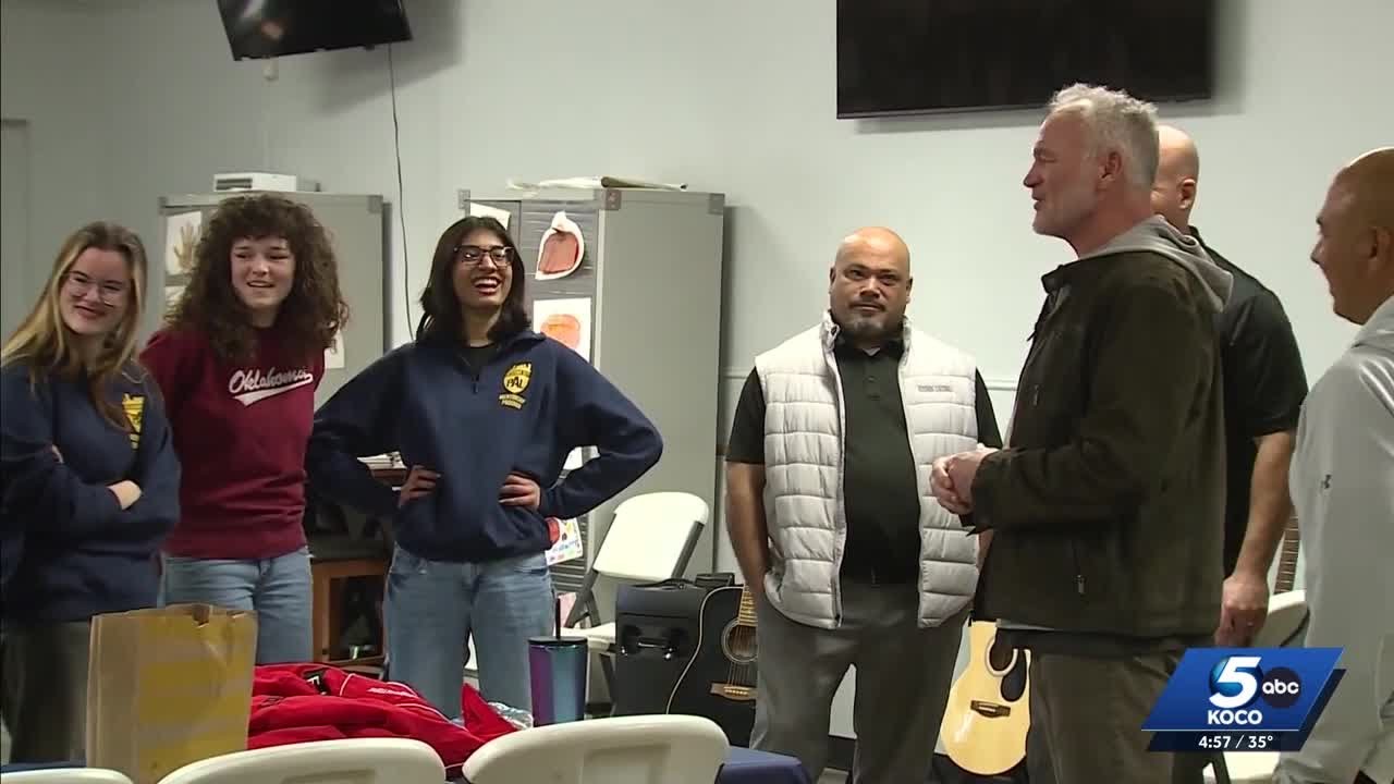 Brian Bosworth inspires youth at Oklahoma City's Police Athletic League
