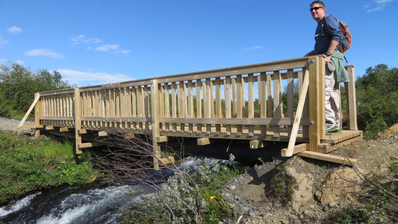 Iceland-How to Hike to Bruarfoss-Official Parking Lot