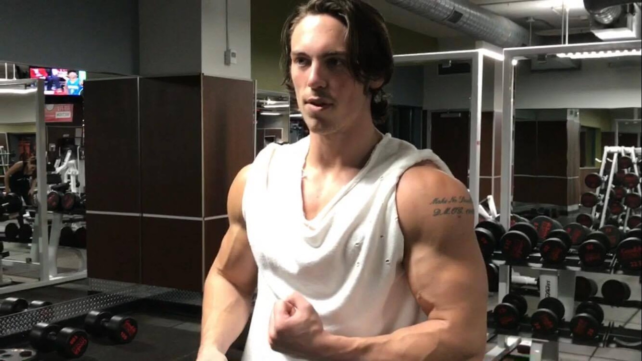 How to Build Big Shoulders Naturally! Try These Three Exercises