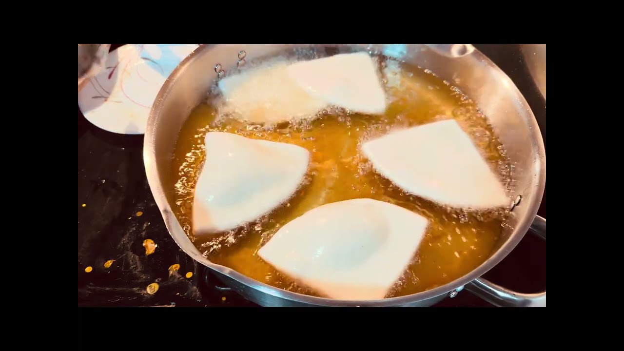 Hada kadib San usameyso mandazi ama mahamri  jilicsan🥰🍱