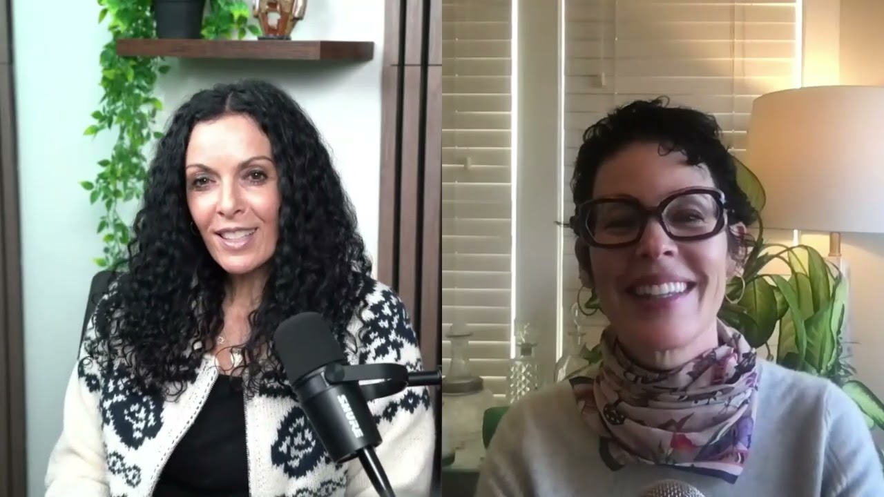 Giving Up the Ghost: Healing from Loss and Reclaiming Your Light with Samantha Rose