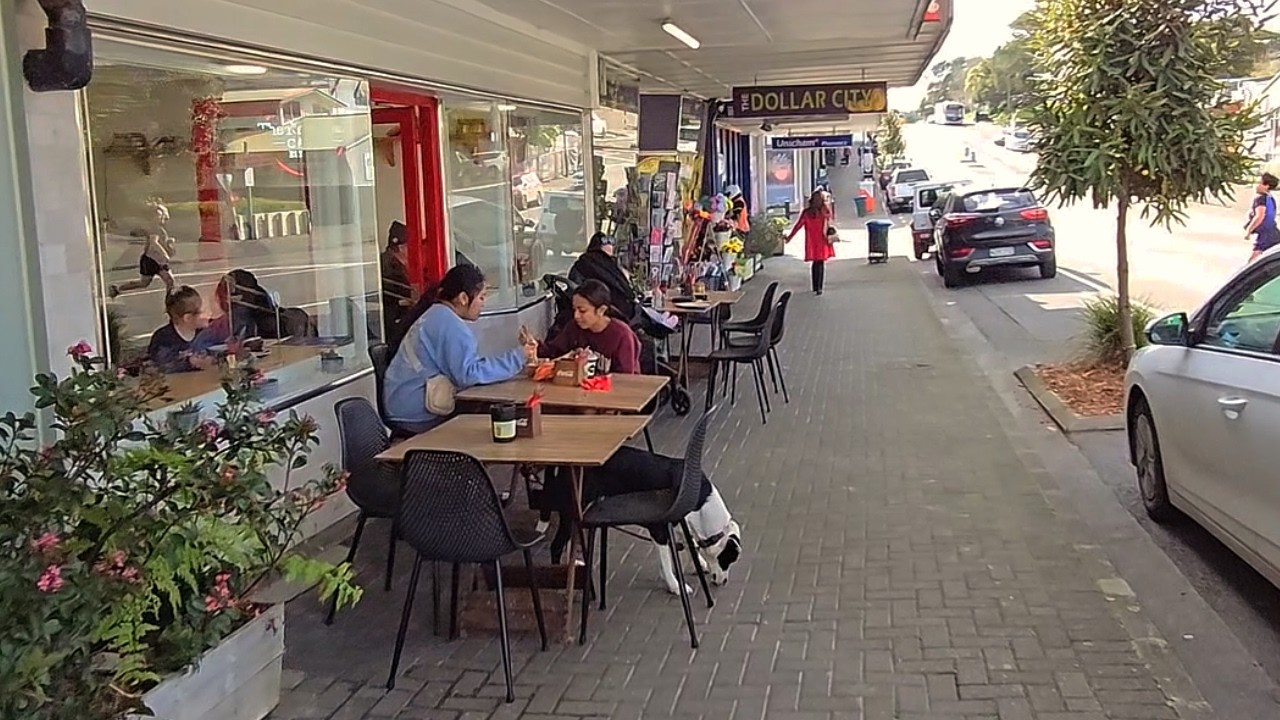 Helensville New Zealand - Silent Walking Tour - This Town Has Everything