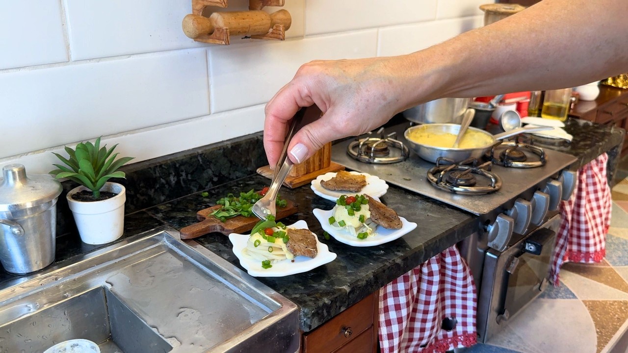 MINI JANTAR DE DIA DOS NAMORADOS 👩‍❤️‍💋‍👨❤  | COMIDA EM MINIATURA | A MINICOZINHA