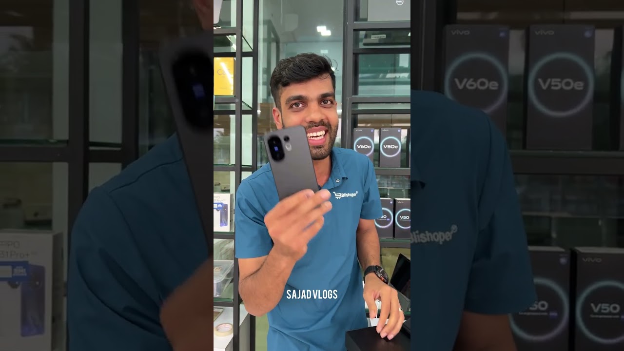 പുതിയ ഫോണുകൾ ഞെട്ടിക്കുന്ന വിലക്ക് പൊട്ടിച്ച് കൊടുക്കുന്നു ജില്ല കമന്റ് ചെയ്യൂ സമ്മാനം നേടൂ