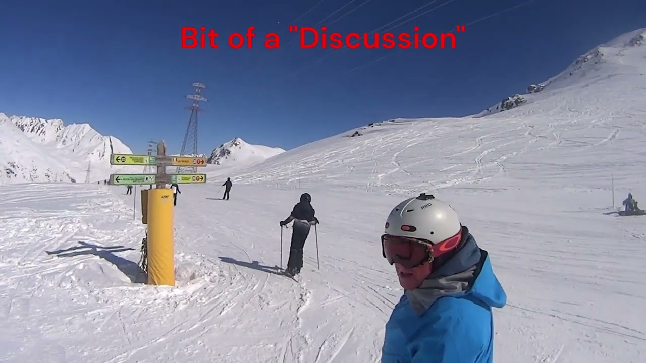 Skiing from Bellecombe 1 to Piccolo San Bernardo La Thuile, Italy March 2024