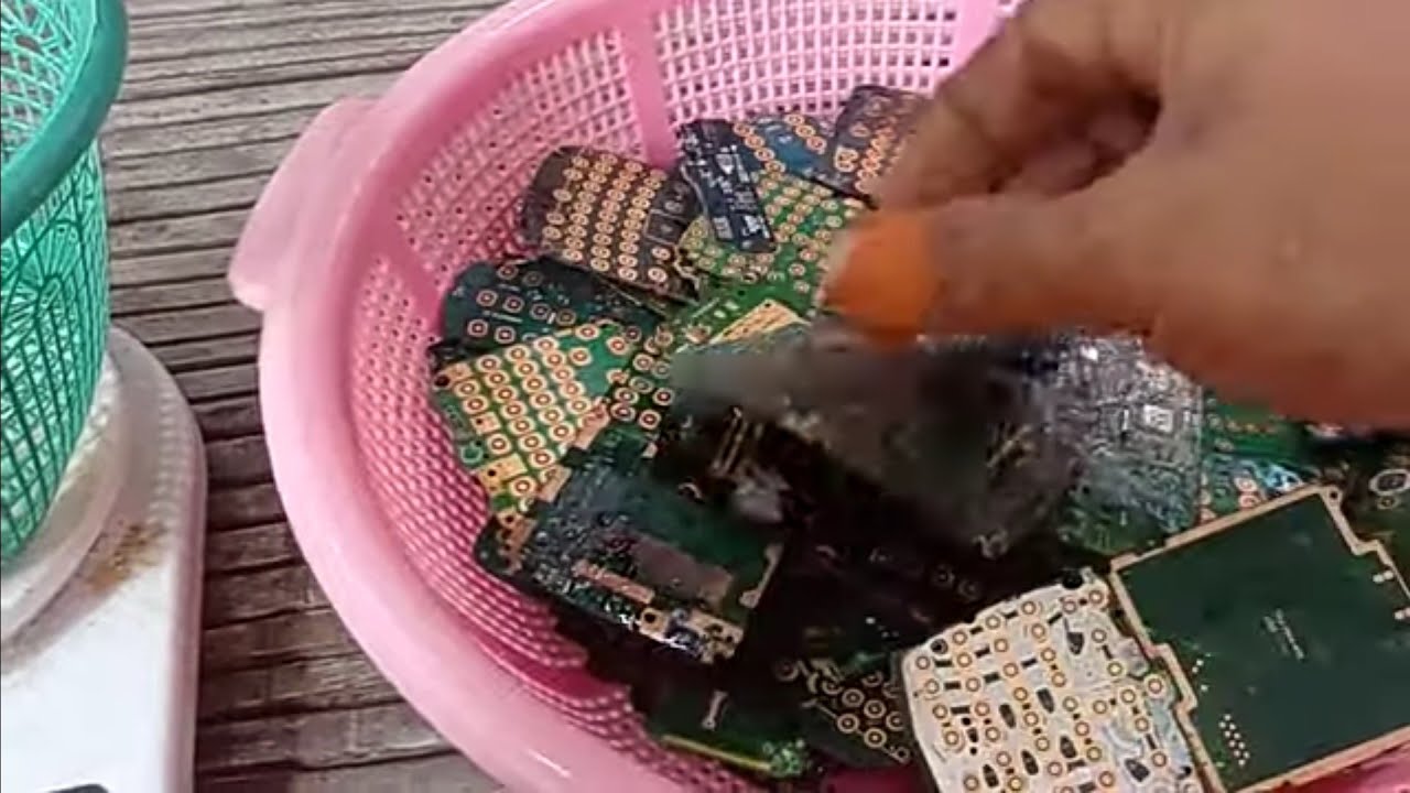 Mengolah Papan handphone kosong | Gold recovery | 금 회수