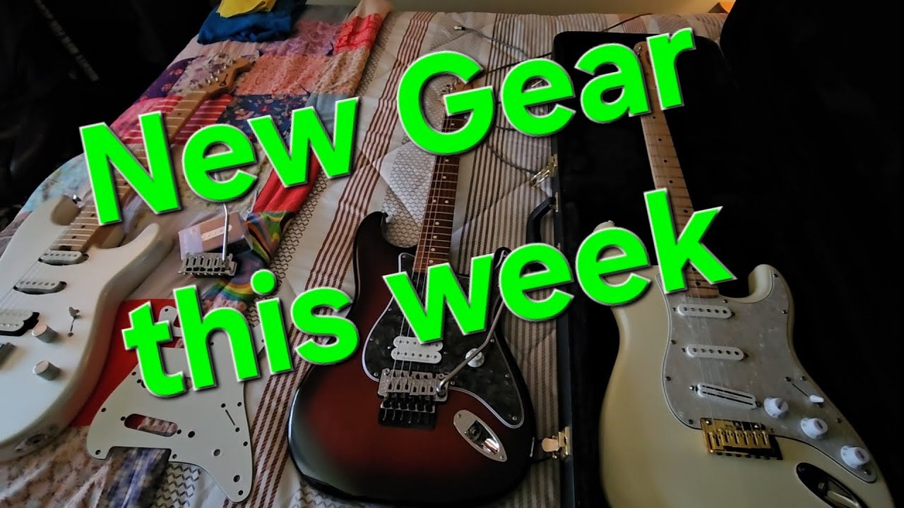 Checking out the new guitar 🎸  I found this week..
