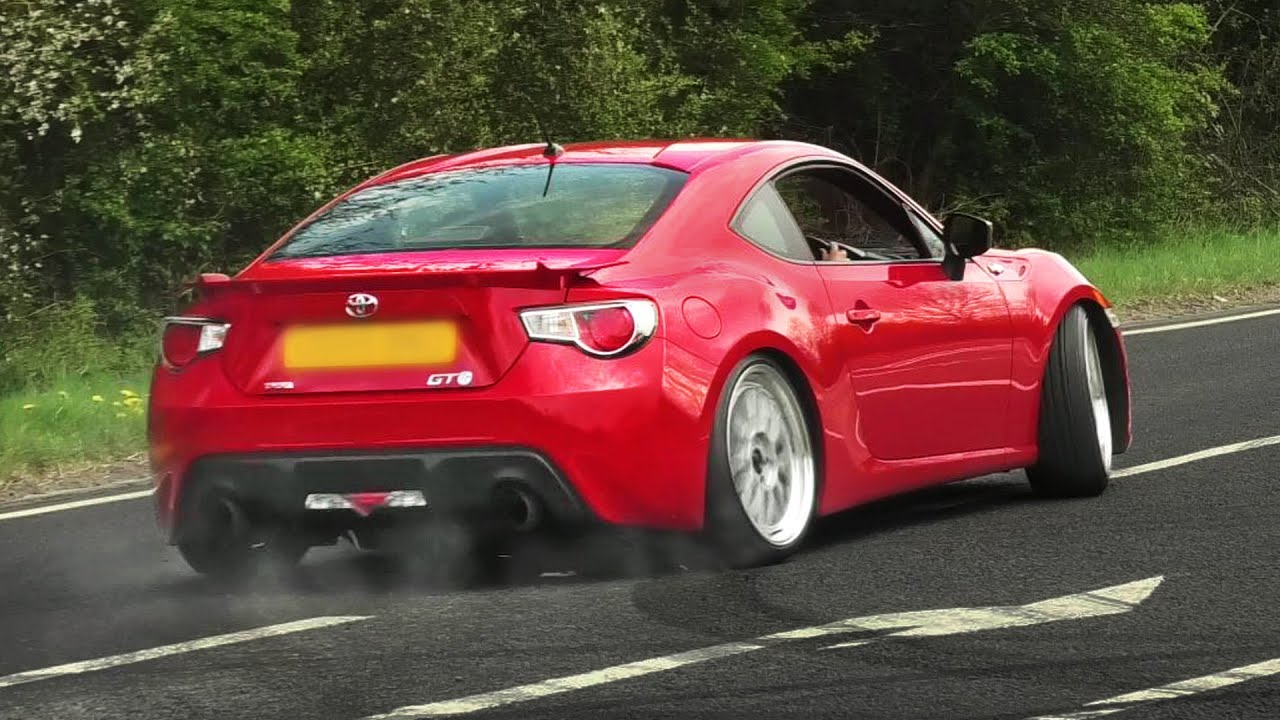 Modified Cars Leaving a Car Show - Show Offs Gone WILD!