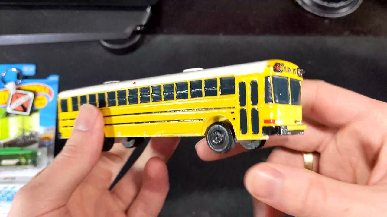 AmTran RE School Bus Model Unboxing