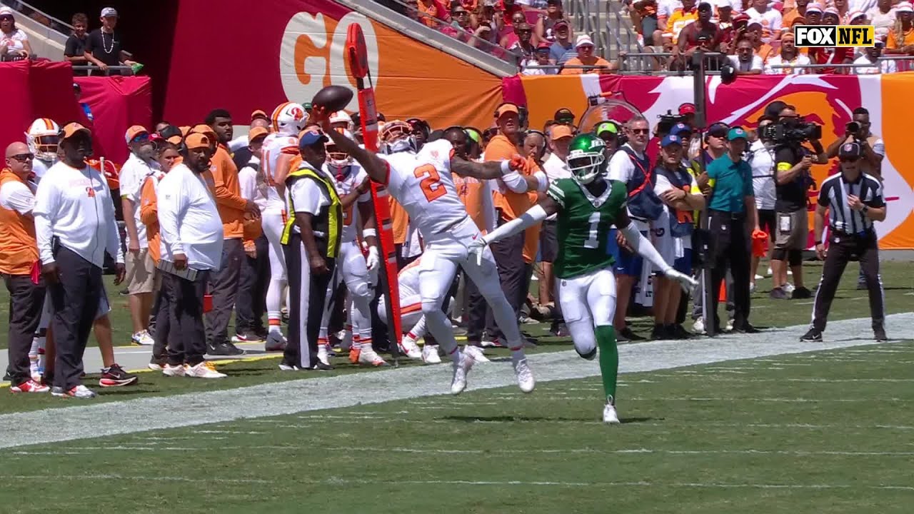 Electric Egbuka! Bucs' rookie WR shows off on one-handed snag