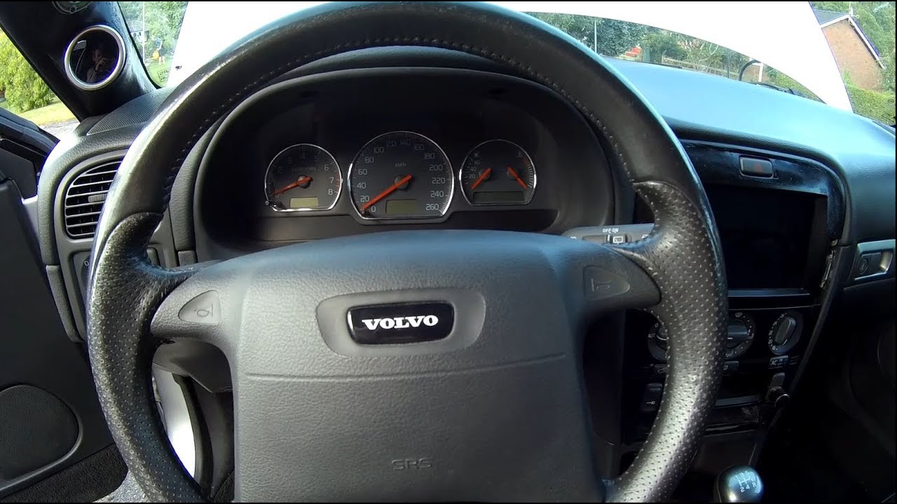 Meka med Diio #18 kromringar mätare volvo v40