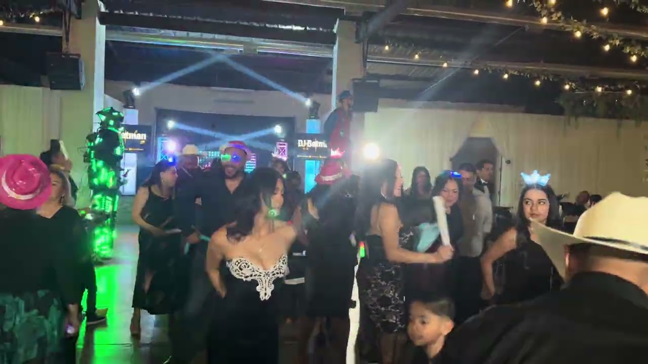 James dj batman boda de Jocelyn y Jorge corona 