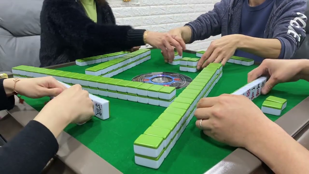 Mahjong277. 廣東牌10番512有花🀄️天與地局六回之五：May姐上演大長今個friend大長莊🤣￼  (預告明天會有1024）