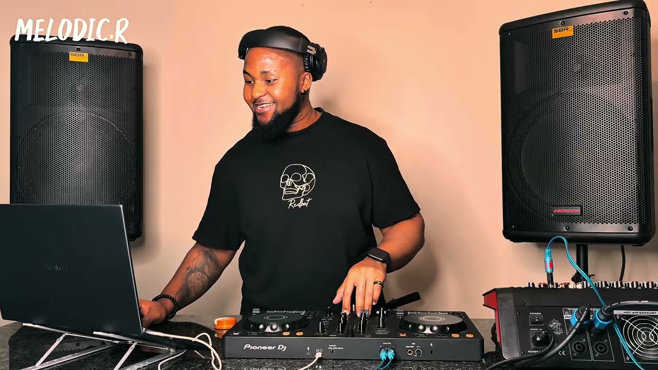 Melodic.R Sunday Down-Time Soulful deep house Mix
