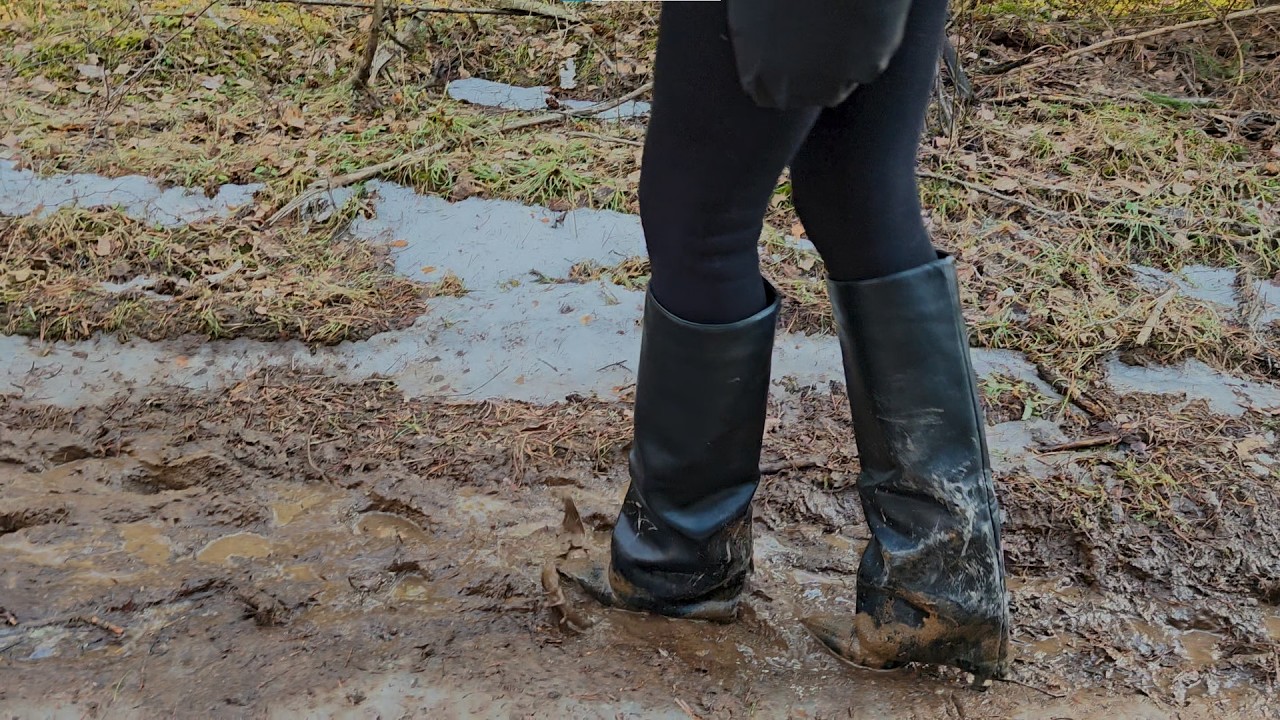 High Heels || Lux leather boots in mud. Water permeability test. Wet feet
