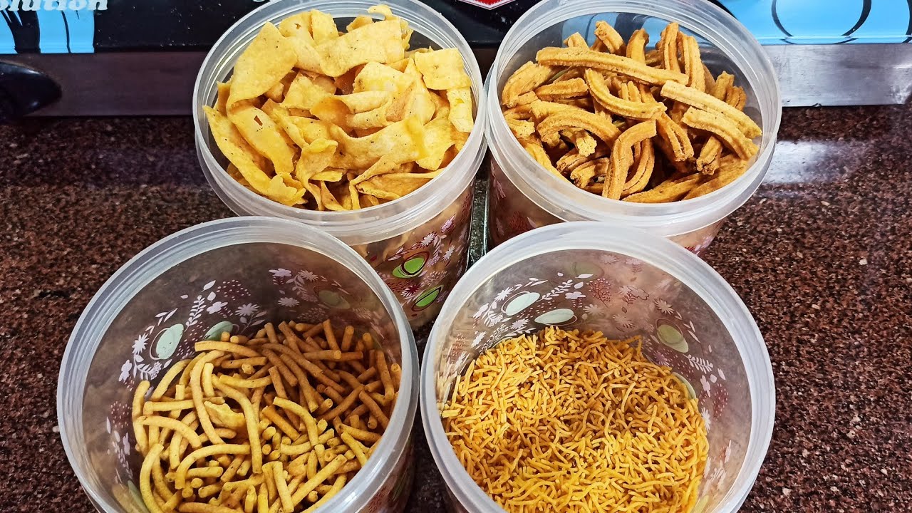 आपने कभी एक आटा गूथकर चार प्रकार का नमकीन बनाया है?😱4️⃣ Namkeen Gatte, Papdi,Sev Bareek Sev👌Recipe |