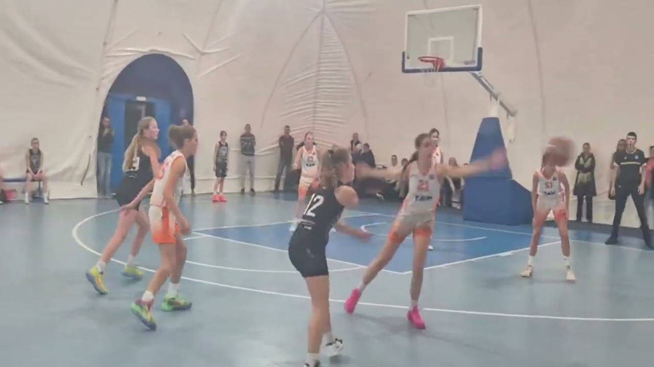 ŽKK Karaburma vs KŽK Partizan 1953 (pionirke)  47:31