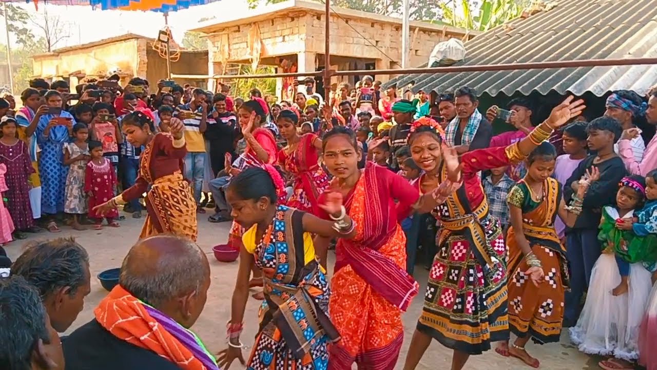 Dhamaka dance 