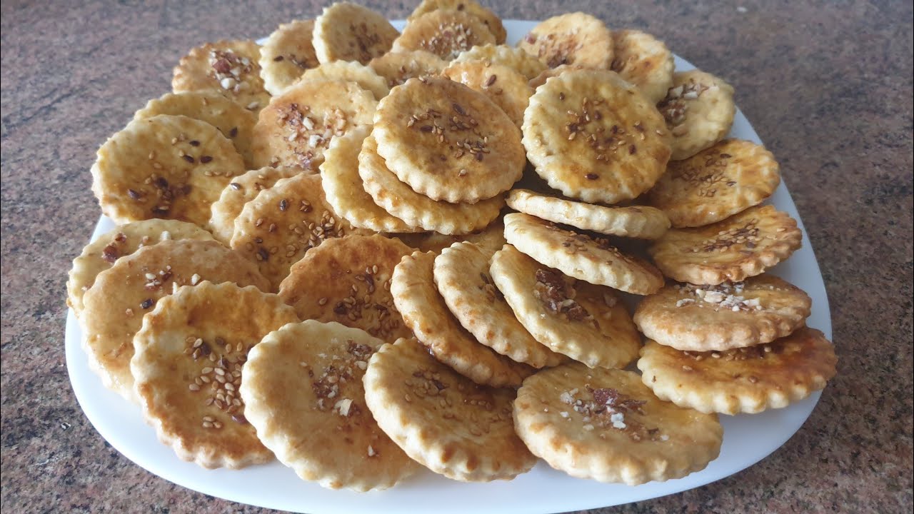 Galletas saladas para aperitivos  muy ricas y fáciles de hacer /comida de Marruecos