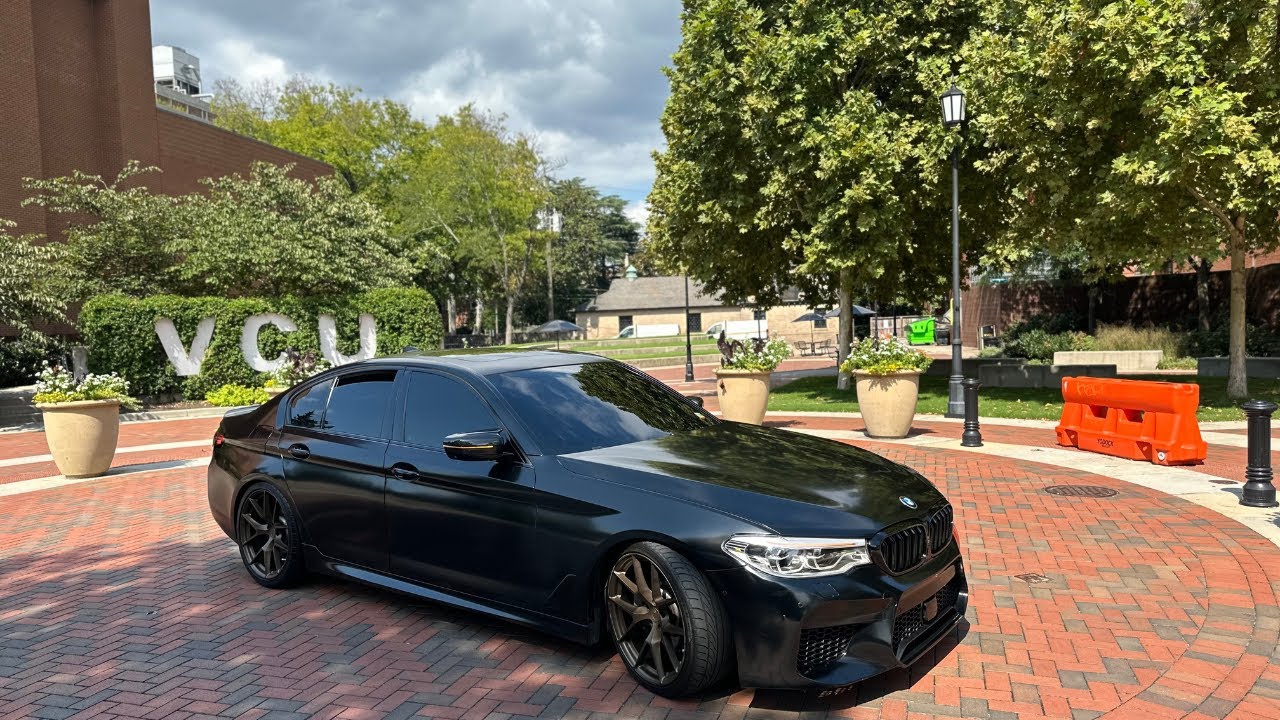 Leaving college campus in my stage 3+ bmw 540i. ( Crazy reactions)