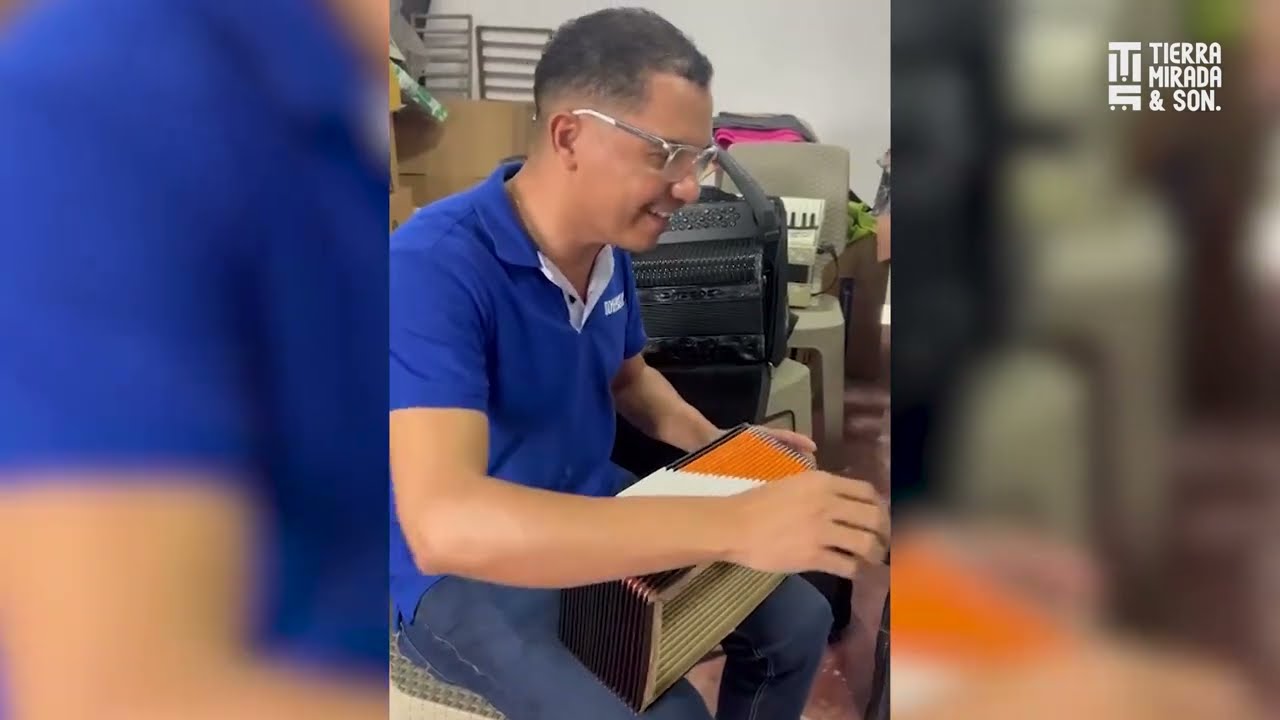 Domingo Vega: El Maestro Artesano del Acordeón Universal