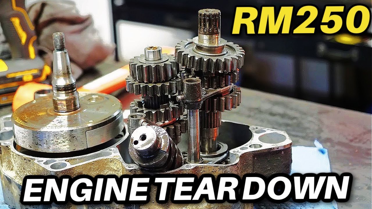 Suzuki RM250 Two Stroke Engine Tear Down - STEP BY STEP HOW TO