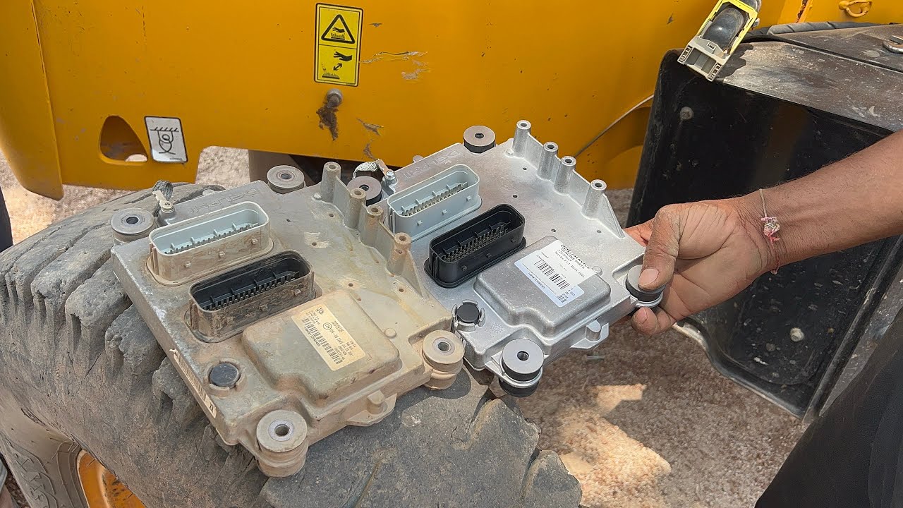 ECU CHANGE || Jcb 3dx BS4 ECU change || engine ECU problem ideal race 1400 rpm @Jcbindia