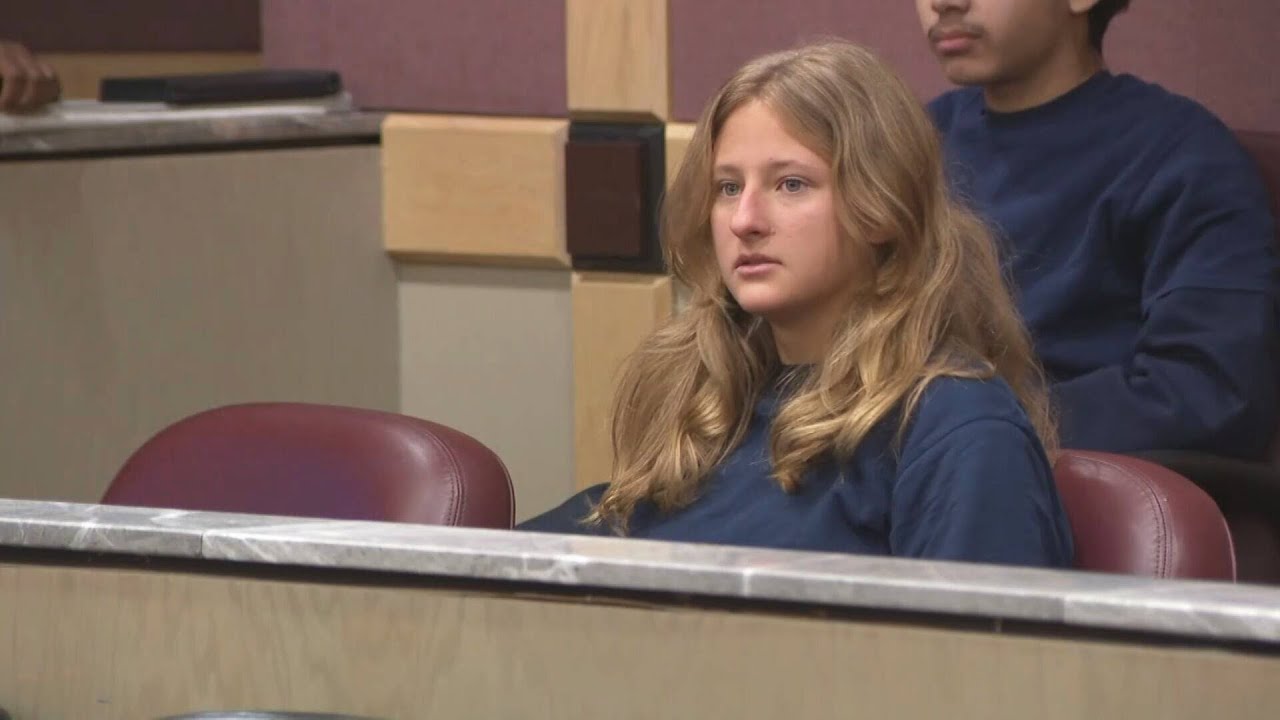 Niegan fianza a adolescente de 14 años acusada de asesinar a su abuela en Broward