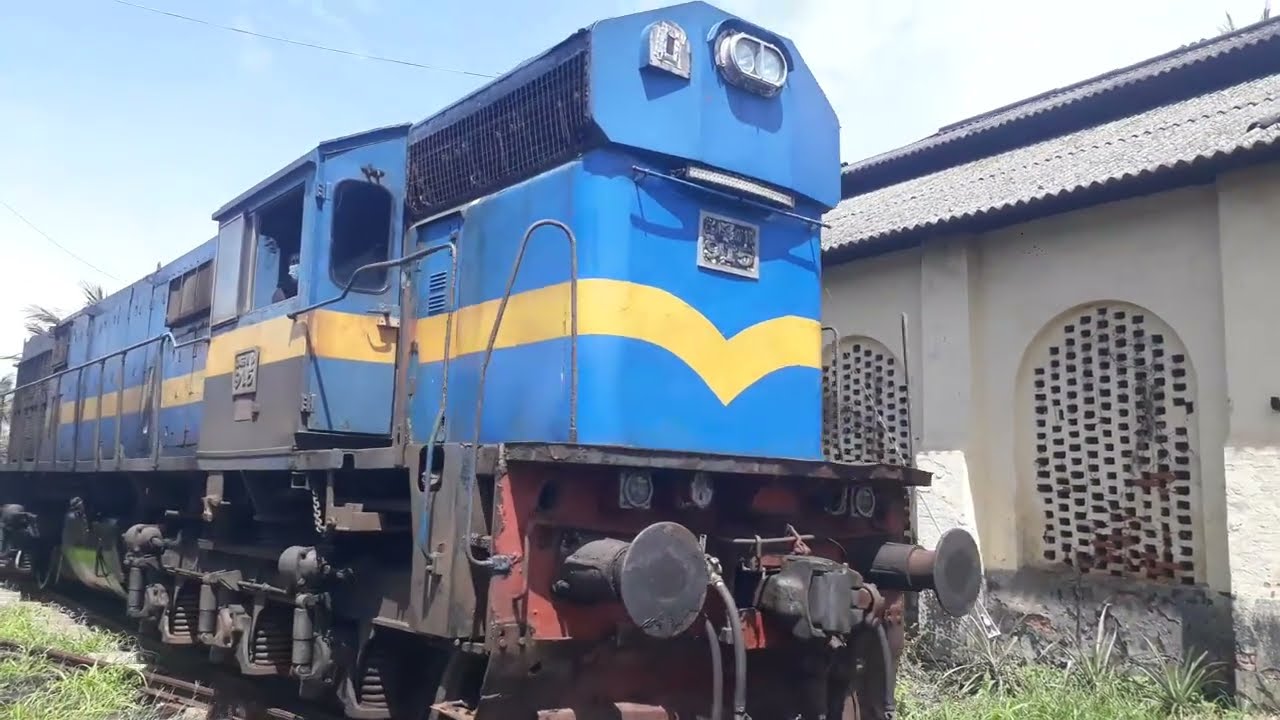 ගාල්ලට ආපු දුම්රිය එන්ජිමට සිදුවුන දේ ... | What happened to the locomotive that came to Galle