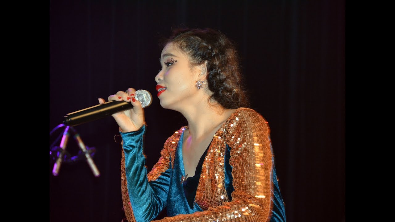 Cho Em Quên Tuổi Ngọc - Đồng Lan - Show 