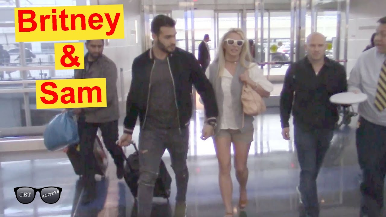 Britney Spears and Sam Asghari arrive hand in hand at JFK airport