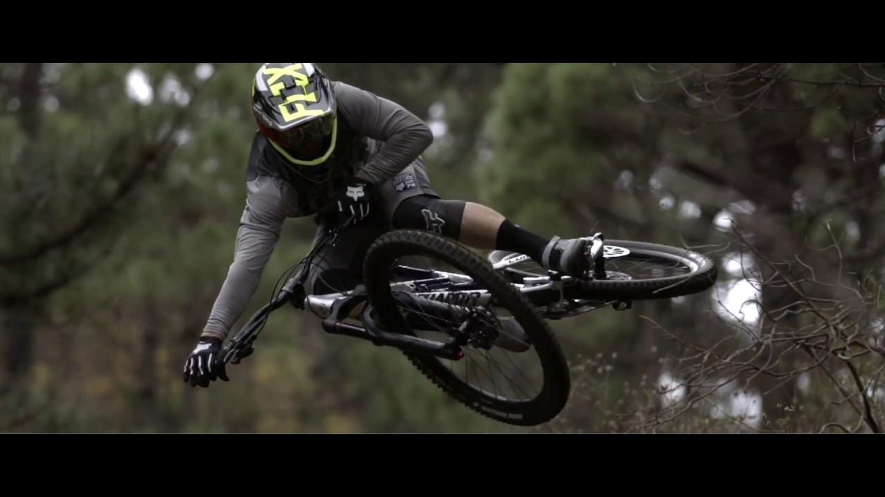 COMMENCAL META V4.2 BRUSHED - Remi Thirion