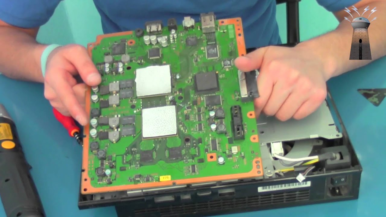 VIDEOGUIA - Desarme y cambio de pasta en PS3 Fat