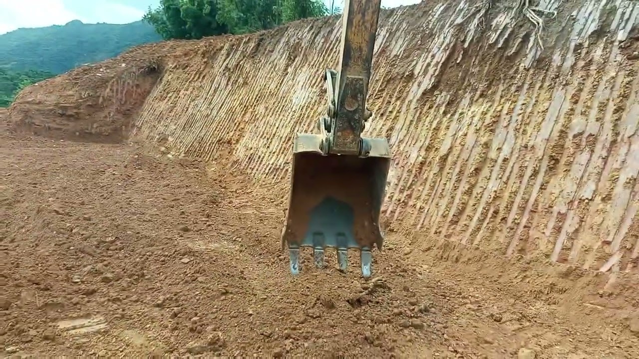 Máy xúc đào San mặt phẳng