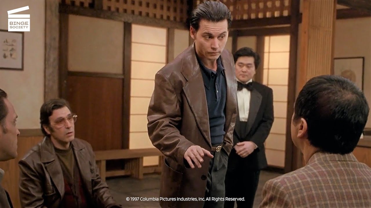 Donnie Brasco : Retirer ses chaussures (CLIP HD)
