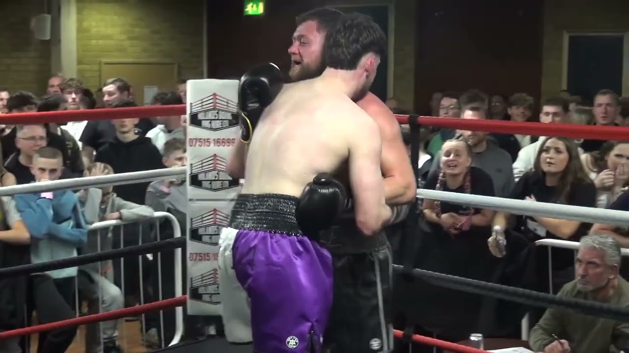 The Colosseum Bout 10 Cam ‘The Bull’ Blake Vs Finn Evans