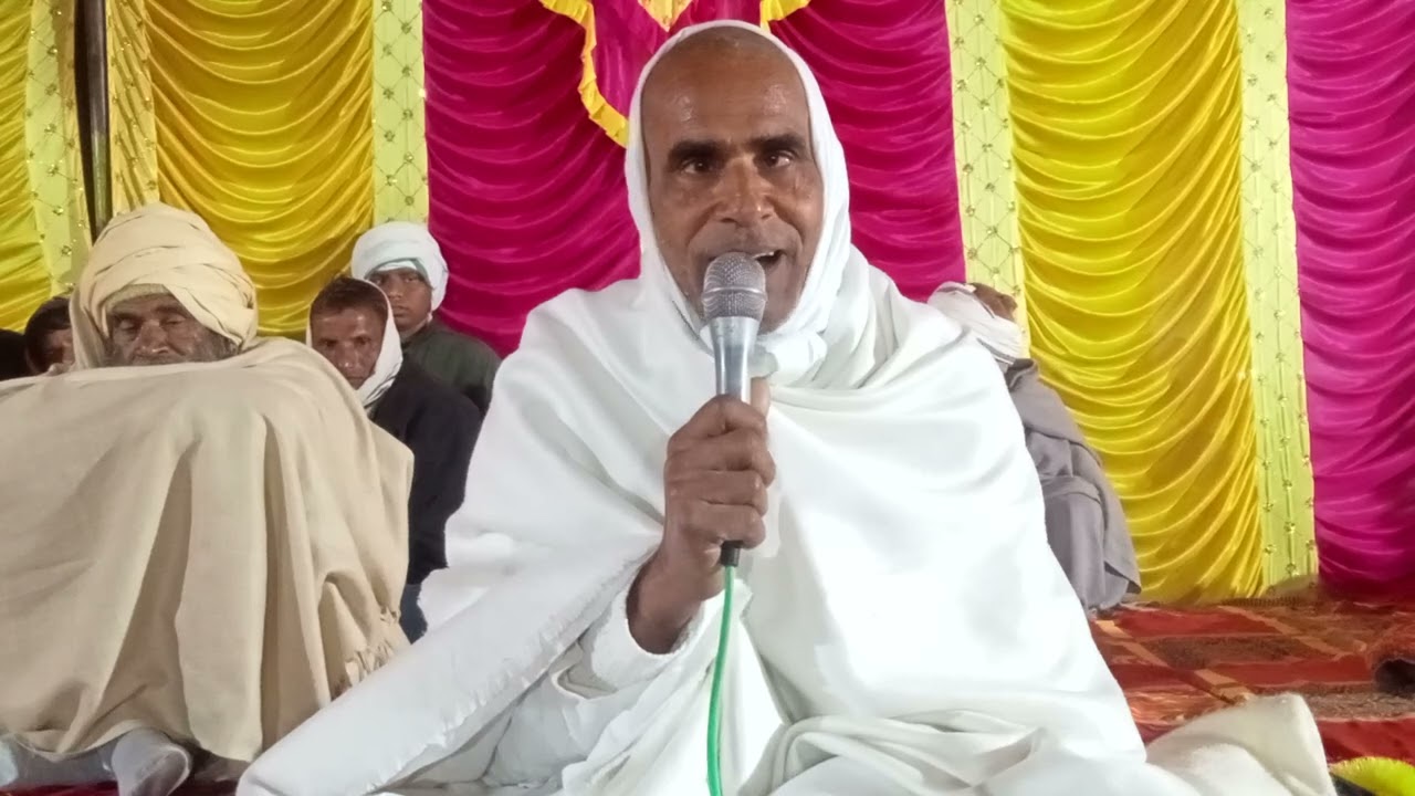 कितना मानव पांव पर कितना मनावो रोय हिंदू पूजे देवता तुरुक न काहू होय