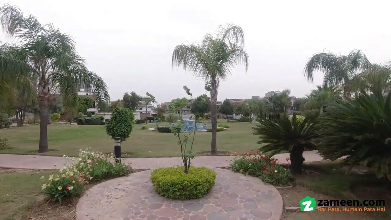 5 KANAL COMMERCIAL PLOT FOR SALE IN TOP CITY 1 ISLAMABAD