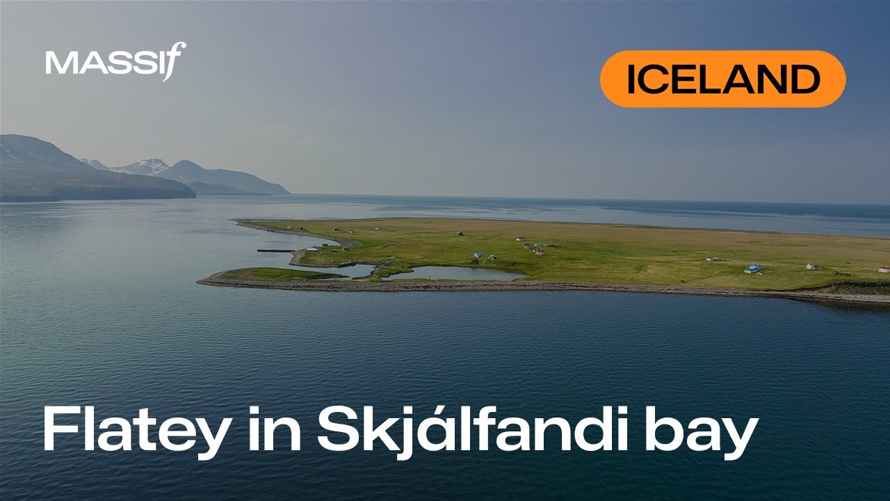 Flatey in Skj&aacute;lfandi bay