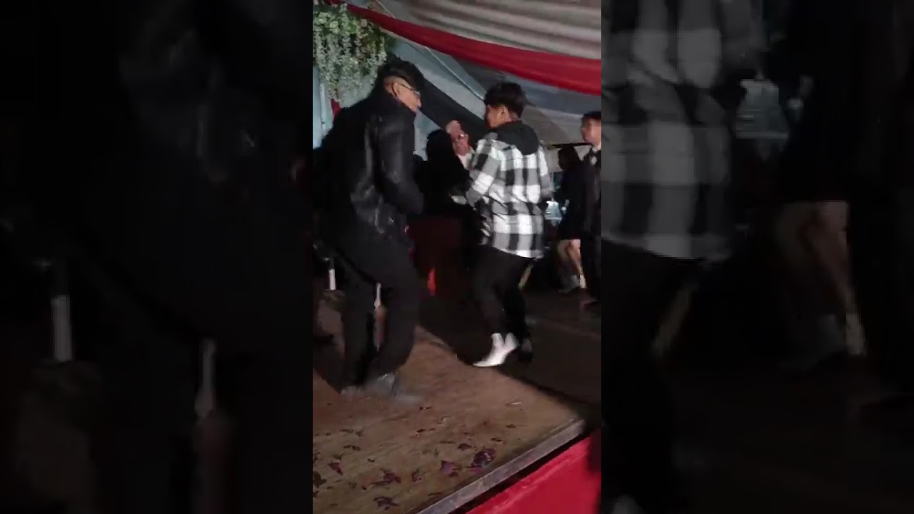 La quinceañera bailando en su fiesta 