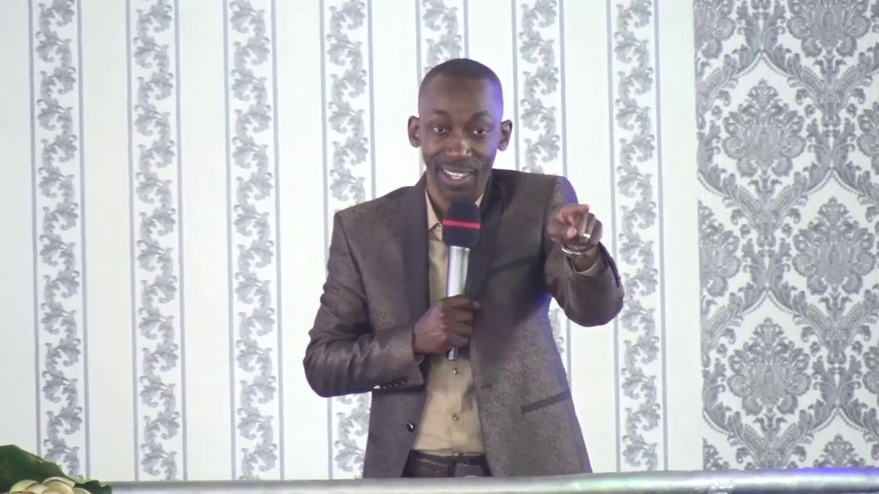 PASTEUR ABEL NKOMBA : VA ET NE PECHE PLUS