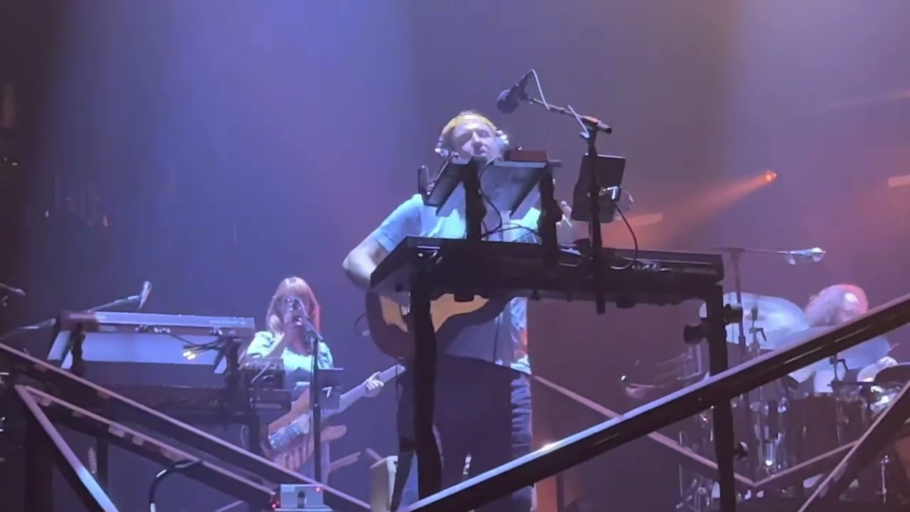 Bon iver “PERTH” and “FLUME” Live OVO arena Wembley 2022