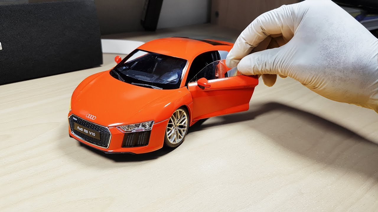 Unboxing-Diecast Audi R8  V10  2016 1/18 Diecast Welly
