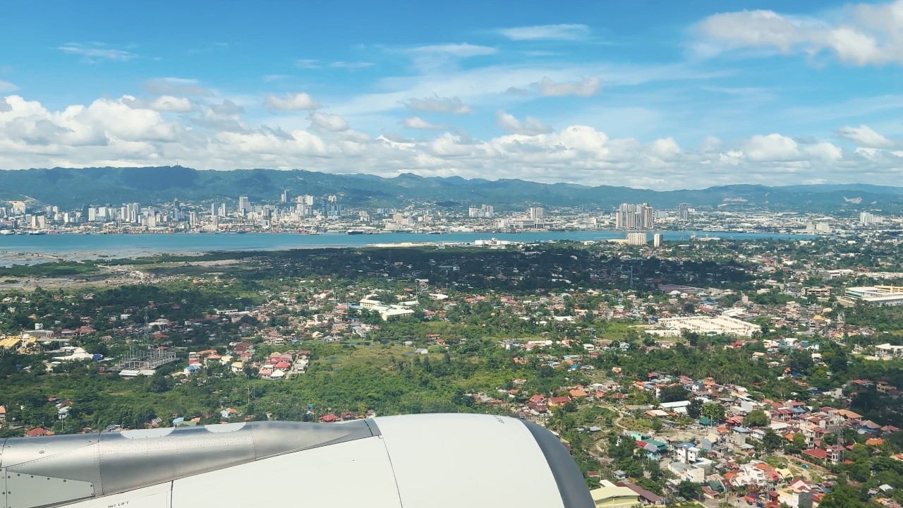EVA Air | Airbus A330 | Full approach and Landing at Mactan-Cebu International Airport