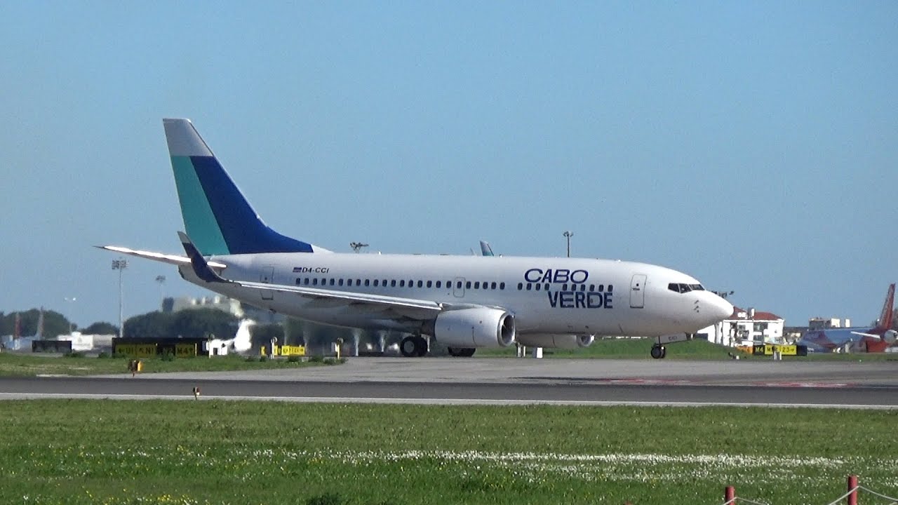 TACV Cabo Verde Airlines Boeing 737-7M2(W) D4-CCI (cn 34559/2013) Full colors
