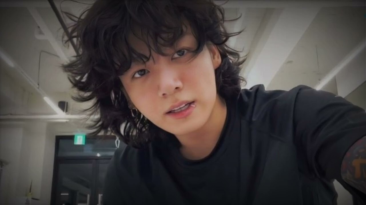 ASMR JUNGKOOK || 'seu cheiro em mim.
