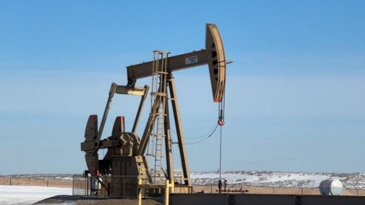 США планируют выпустить на волю 172 миллиона баррелей нефти.