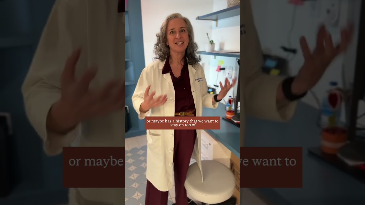 What does a DOCTOR'S OFFICE look like when they FINALLY have time for their patients?