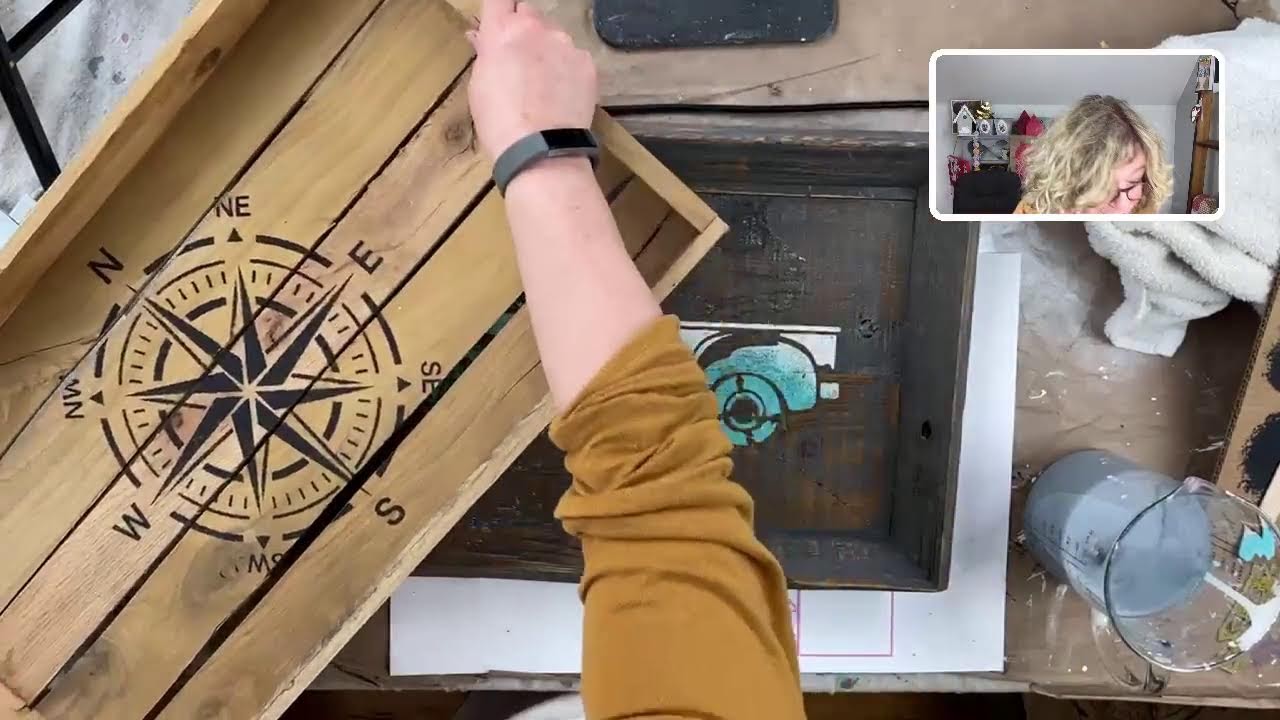 How to Stencil a Compass Rose using Chalk Paint