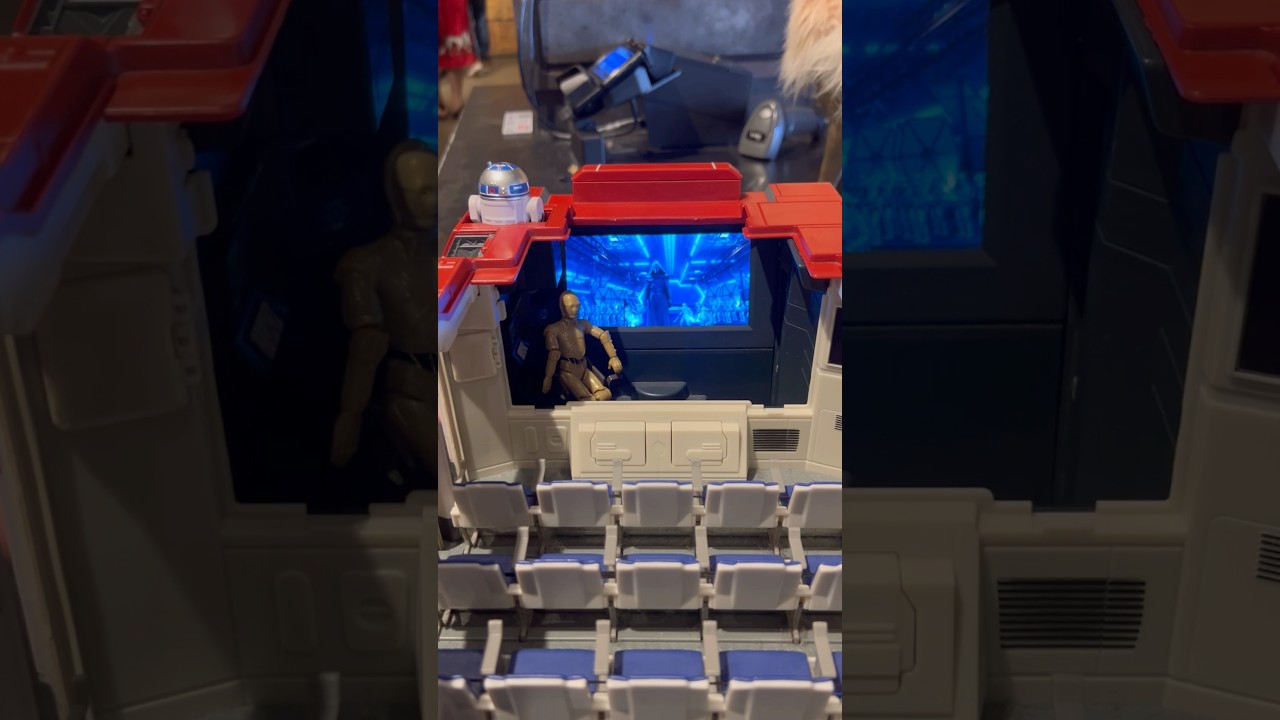 Star Tours Ultimate Replica Toy